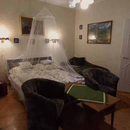Anna Apartment *