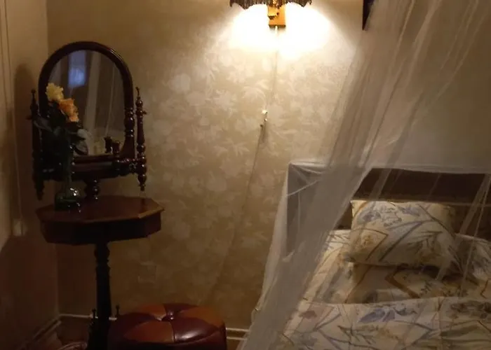 Anna バダチョニトマイ